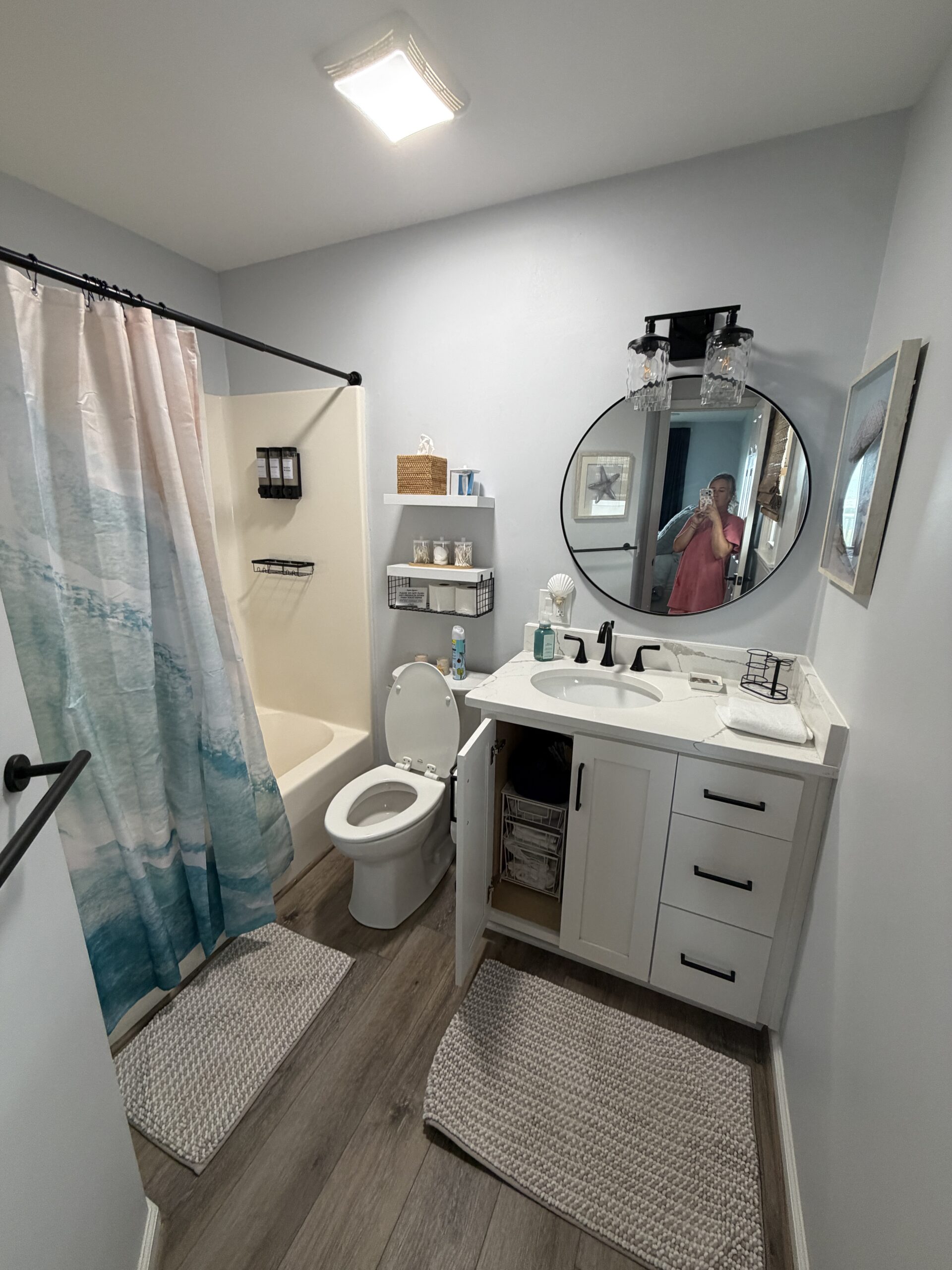 405 Holden Bathroom 1