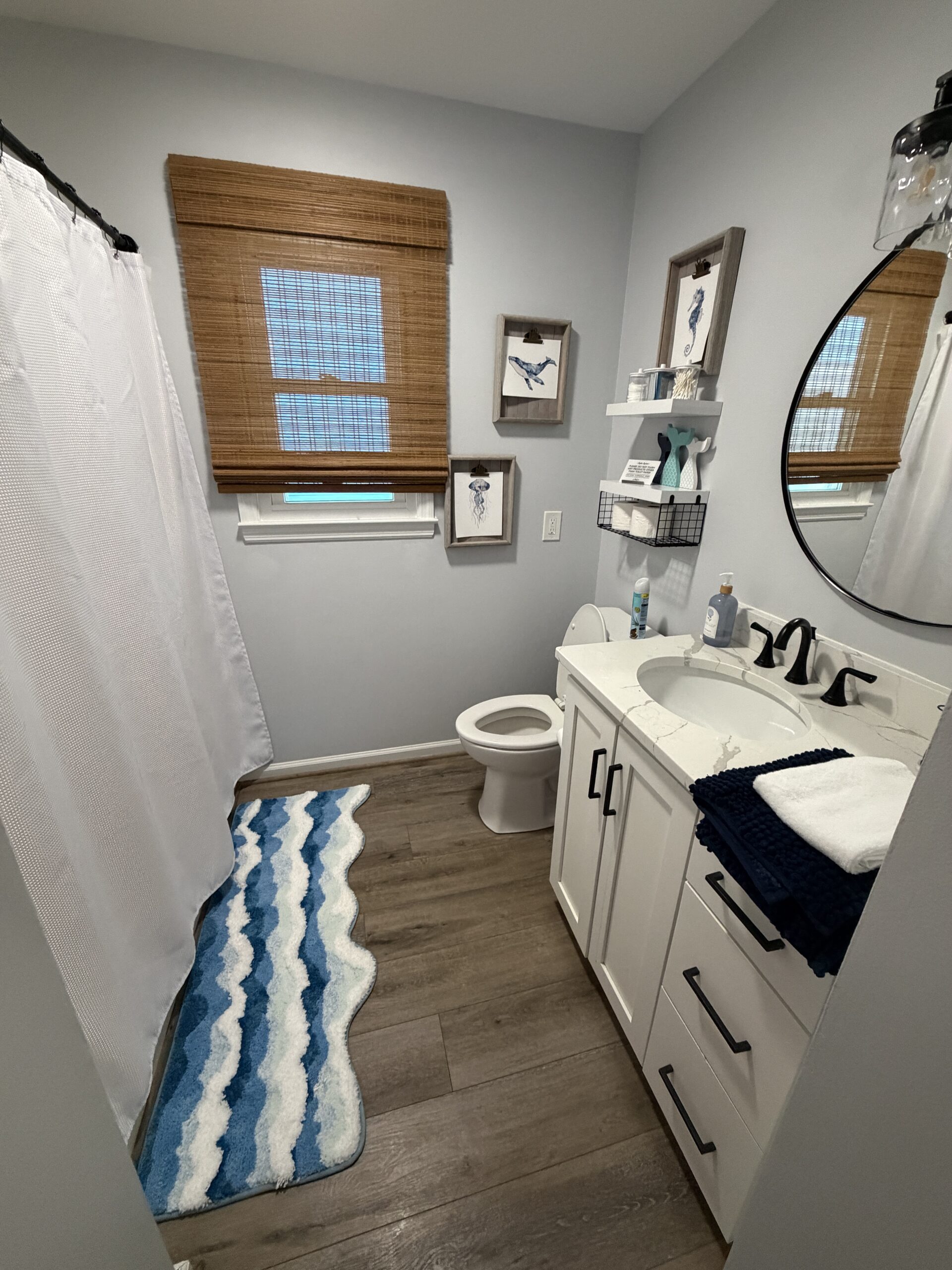 405 Bathroom 2
